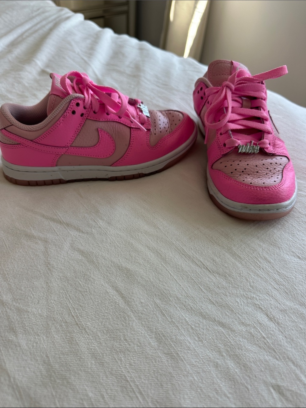 Nike Kids Pink Low-Top Sneakers with Swoosh Accent